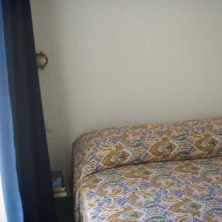 Bivani Sul Porto Vecchio Lampedusa Zimmer foto